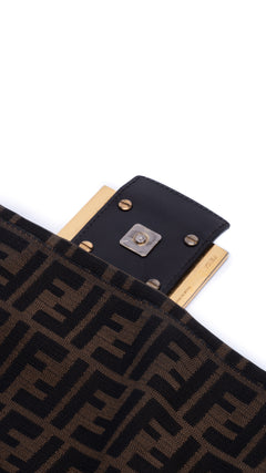 Fendi Baguette Shoulder Bag - Brown