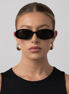 Gina - Black/Smoke