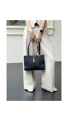 Gucci Gg Supreme Tote Bag - Black