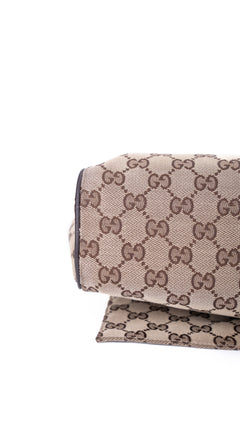 Gucci Gg Supreme Messenger Bag - Beige