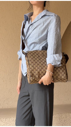 Gucci Gg Supreme Messenger Bag - Beige