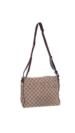 Gucci Gg Supreme Messenger Bag - Beige