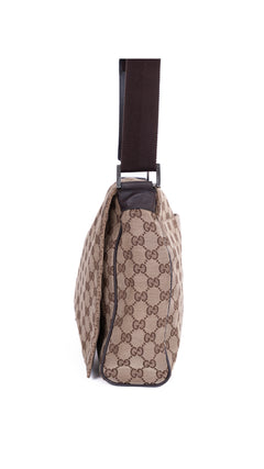 Gucci Gg Supreme Messenger Bag - Beige