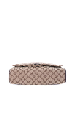 Gucci Gg Supreme Messenger Bag - Beige