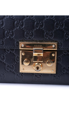 Gucci Padlock Shoulder Bag Guccissima - Black