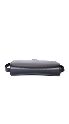 Gucci Logo Plaque Shoulder Bag - Black
