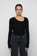 Pino Rib Triangle Neck - Black