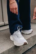 W Clifton 9 - Nimbus Cloud/White