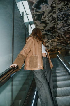 Briona - Camel Camel