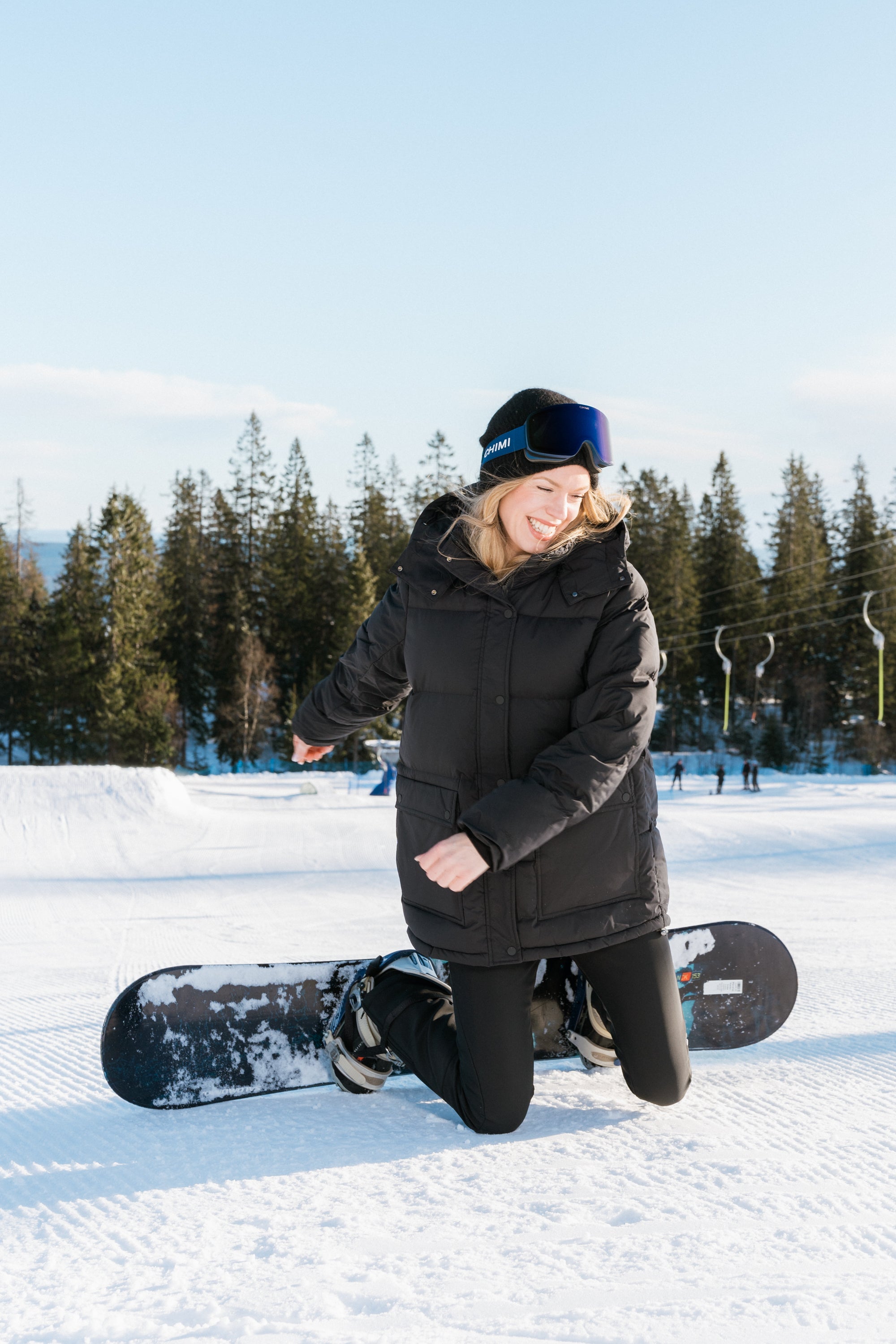 Escape Down Jacket - Black