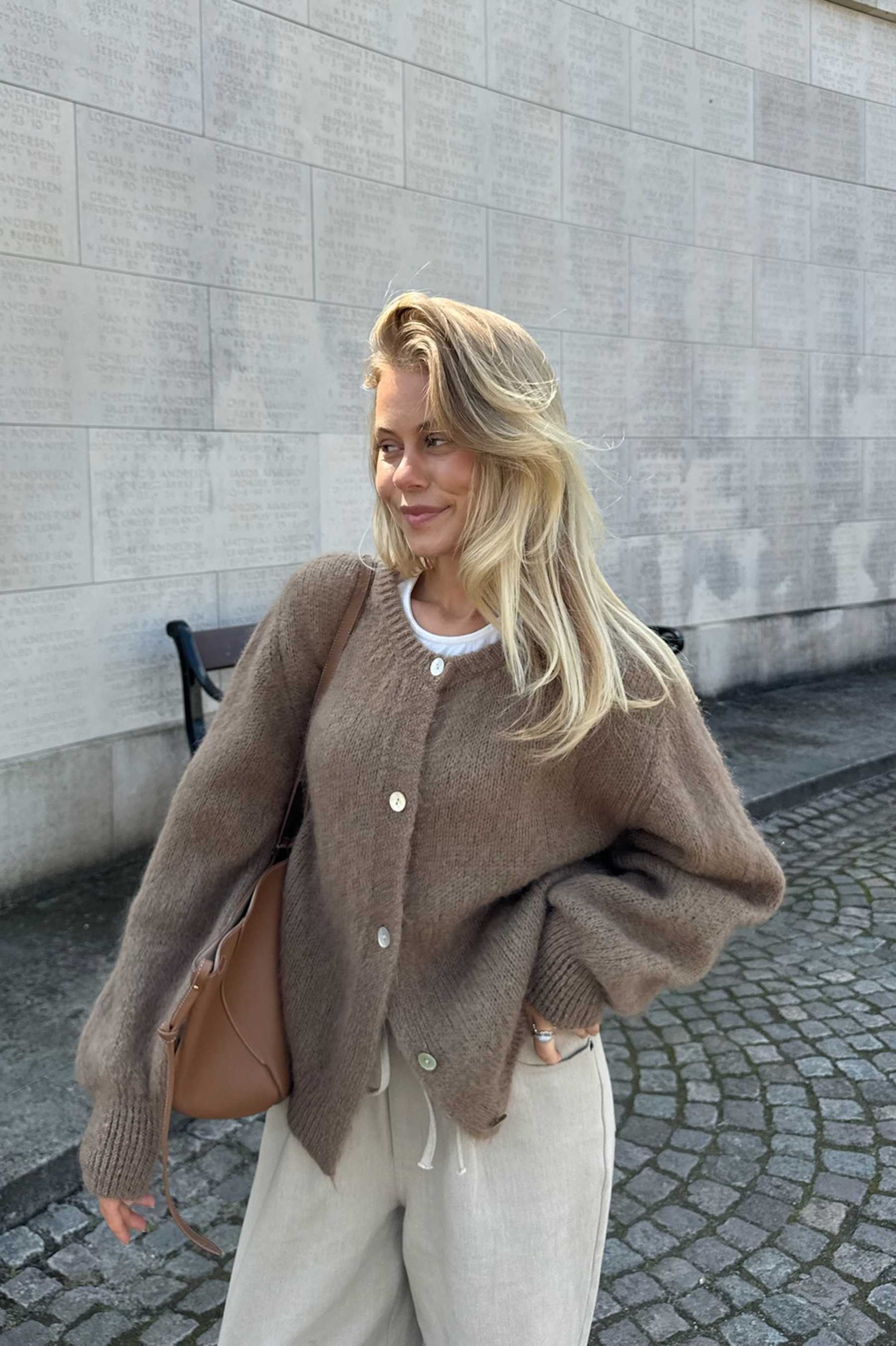 Idaic Cardigan - Camel