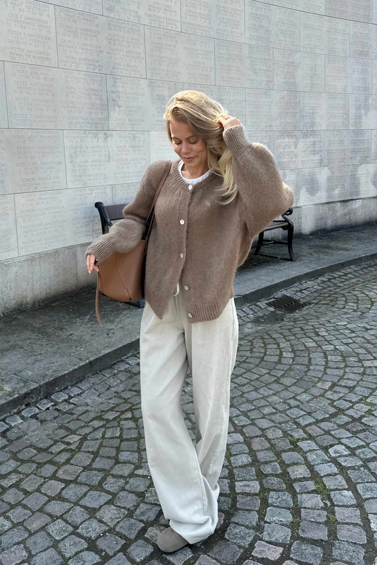 Idaic Cardigan - Camel