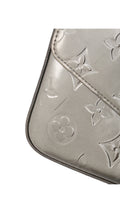 Louis Vuitton Félicie Pochette Monogram Vernis Bag - Silver