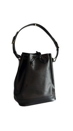 Louis Vuitton Noé Epi Gm Shoulder Bag - Black
