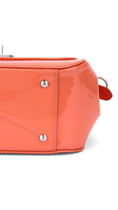 Louis Vuitton Pasadena Patent Shoulder Bag - Orange