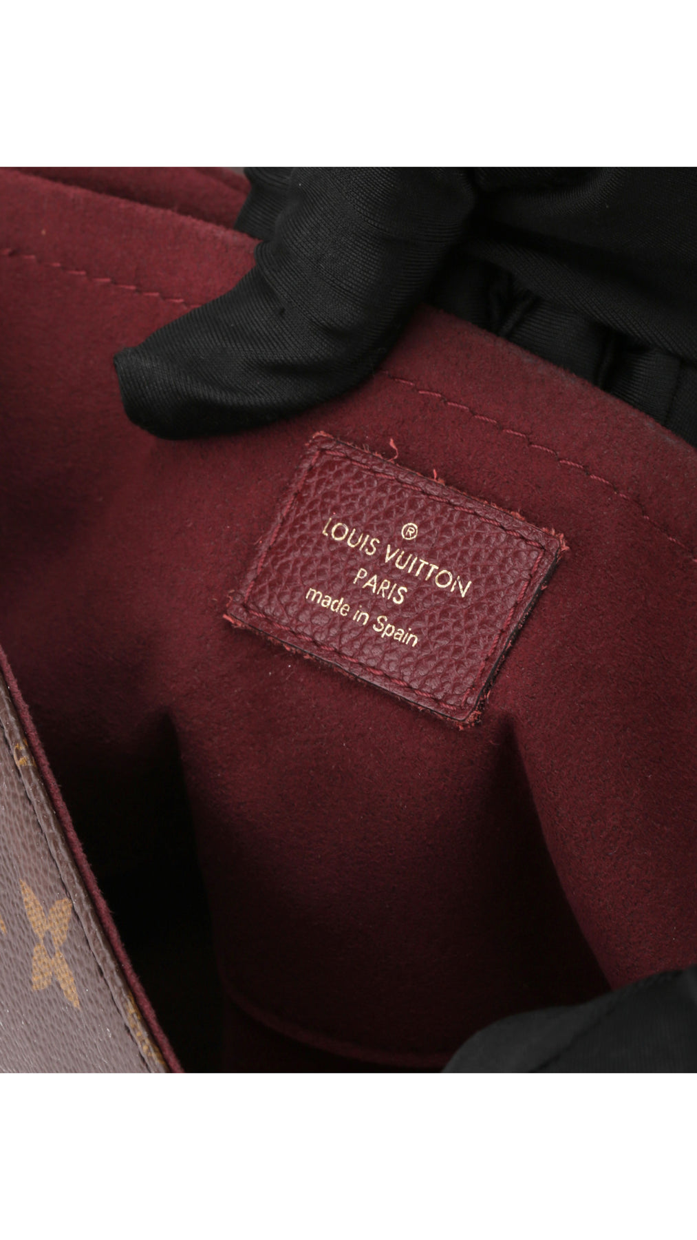 Louis Vuitton Saint Placide Chain Bag - Burgundy