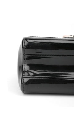 Louis Vuitton Twist Pm Patent Shoulder Bag - Black