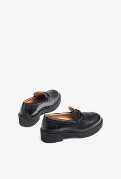 Josa - Black