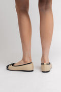 Lucy - Beige/Black Patent