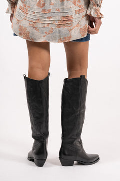 A5092 - Black Forrest Calf