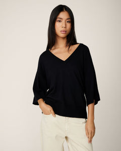 Eslina Rachelle 2/4 V Pullover - Black
