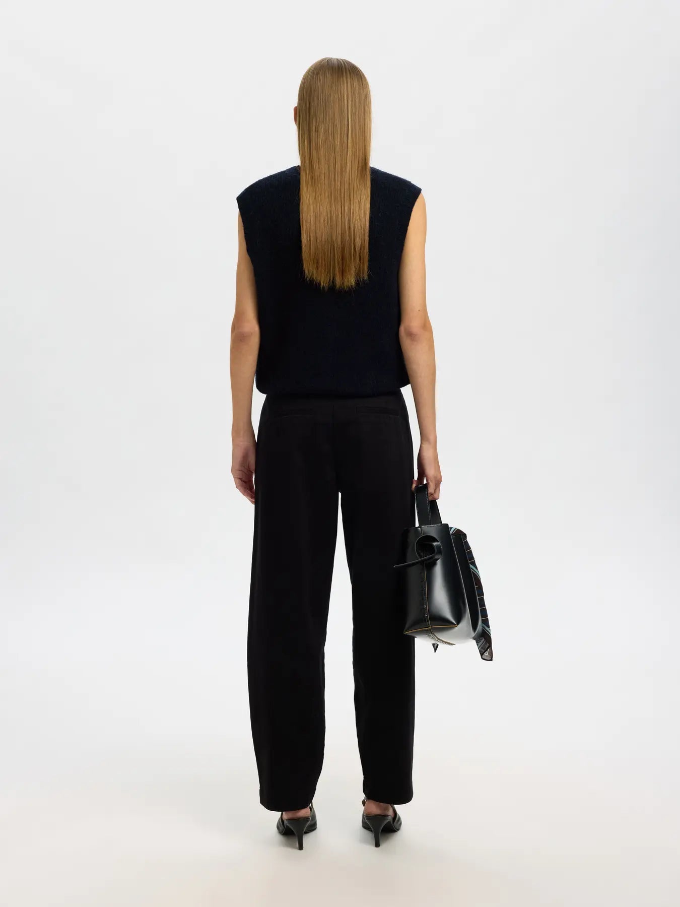 Lulu Sl Button O-Neck Vest - Dark Sapphire Melange