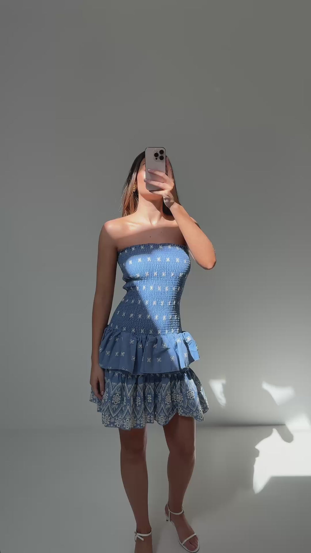 Kanutte Fine Emb Smock Dress - Blue/White