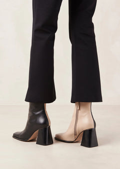 South Bicolor Leather Boot - Stone Beige Black