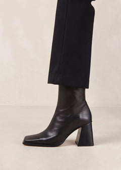 South Leather Ankle Boot - Black