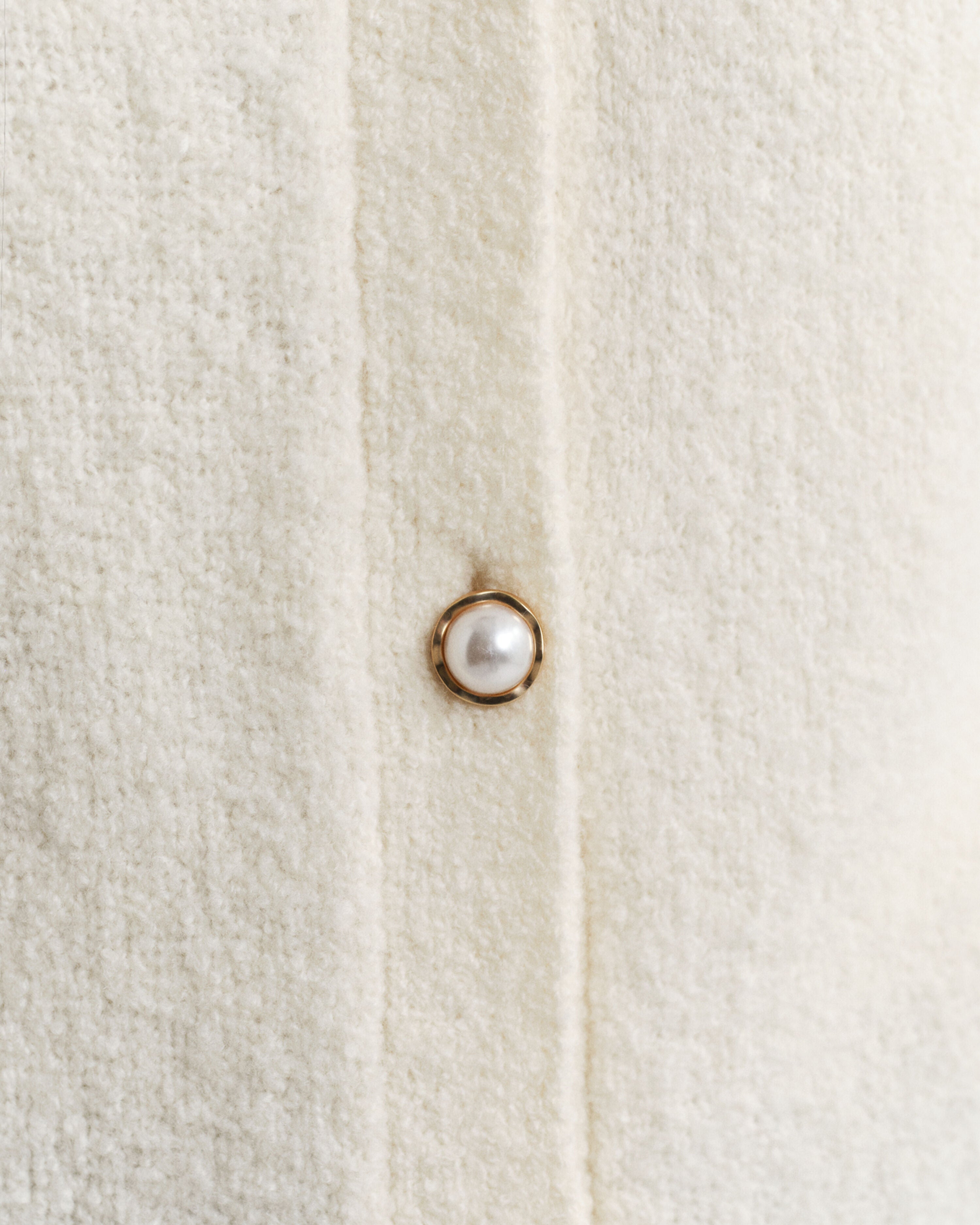 Boucle C-Neck Cardigan - Cream