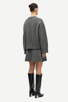 Salula V-Neck - Dark Grey