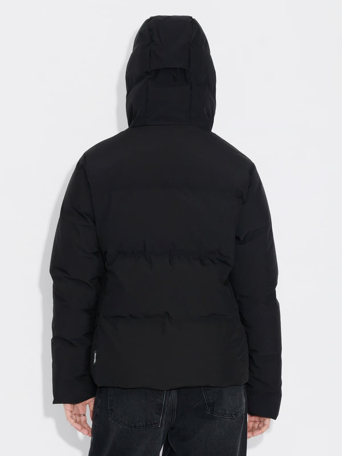Besseggen Lt Short Jkt - Black