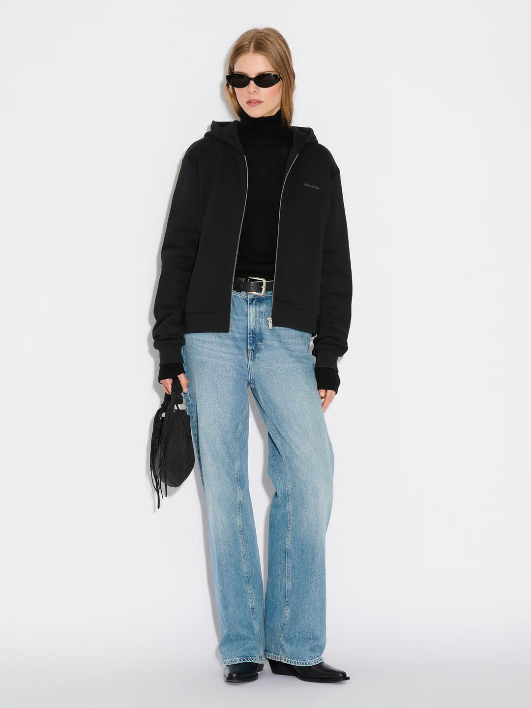 W Regular Zip Hoodie - Black