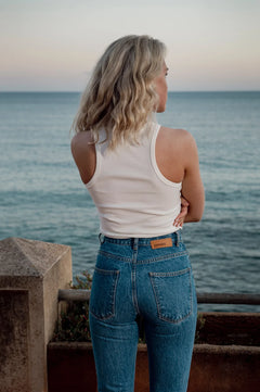 Mid Rise Vintage Straight - Light Blue