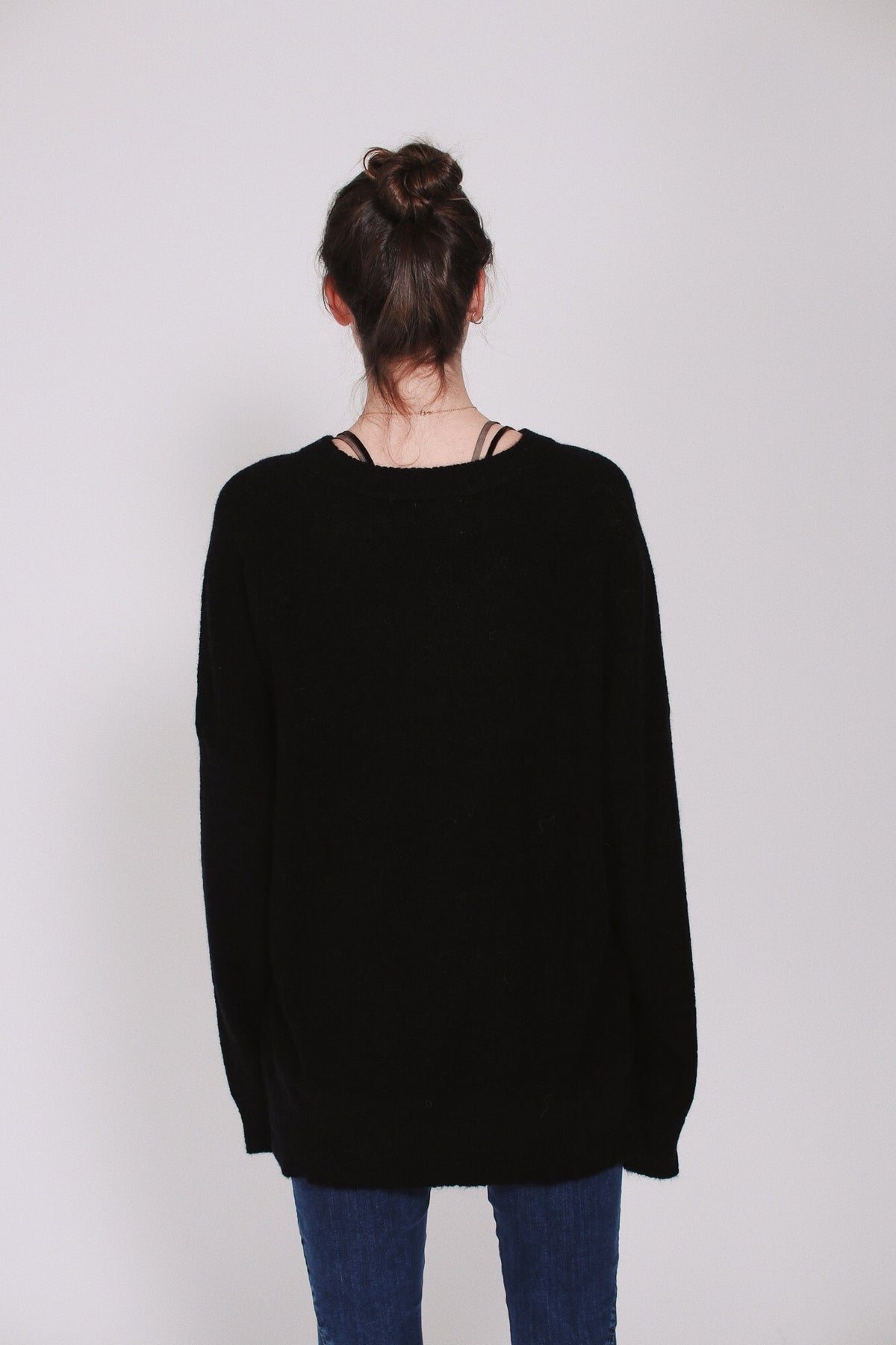 Simone Sweater - Black - Line of Oslo - Gensere - VILLOID.no