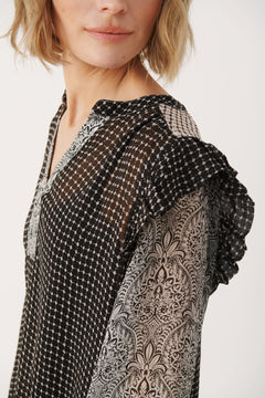 OrianaPW Blouse - Black Border Print