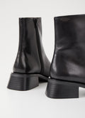 Blanca - Black
