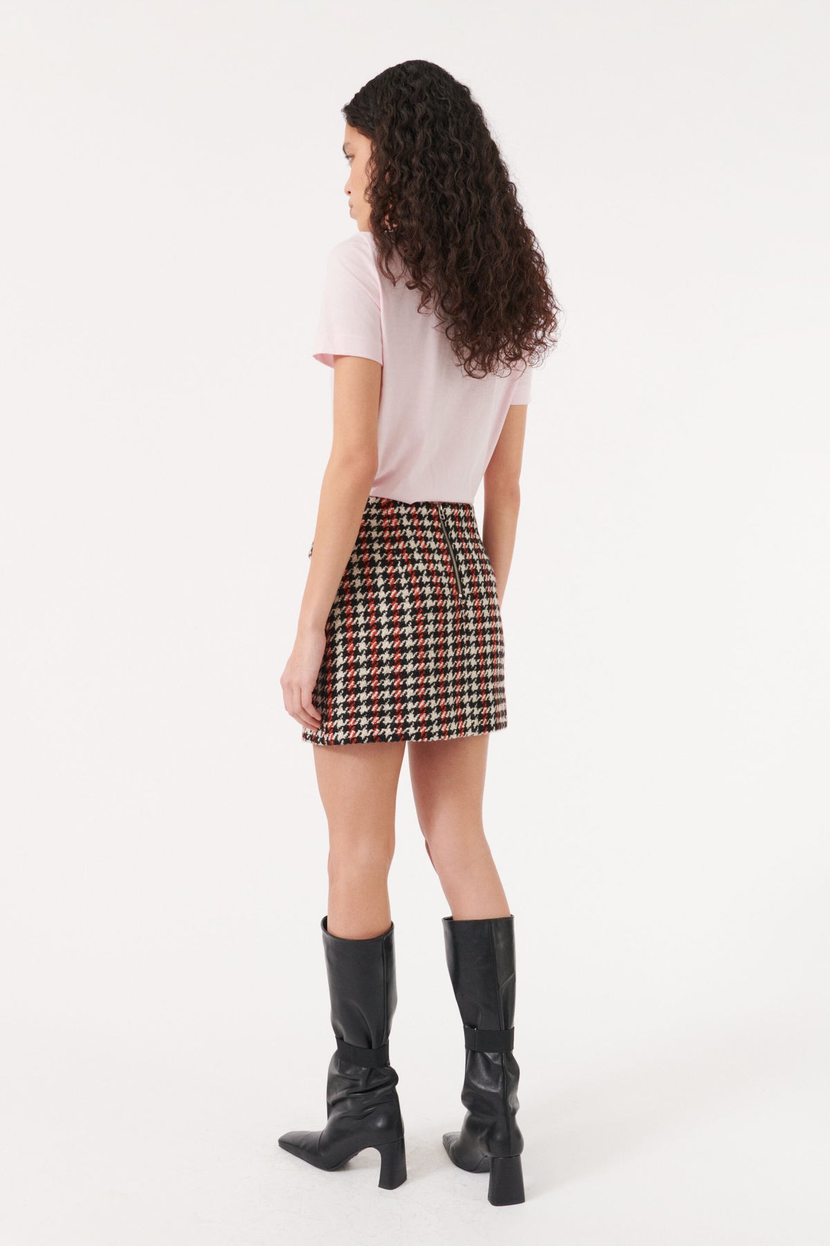 Shanna - Red Check