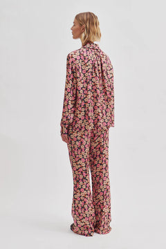 Victory Shirt - Camellia Rose