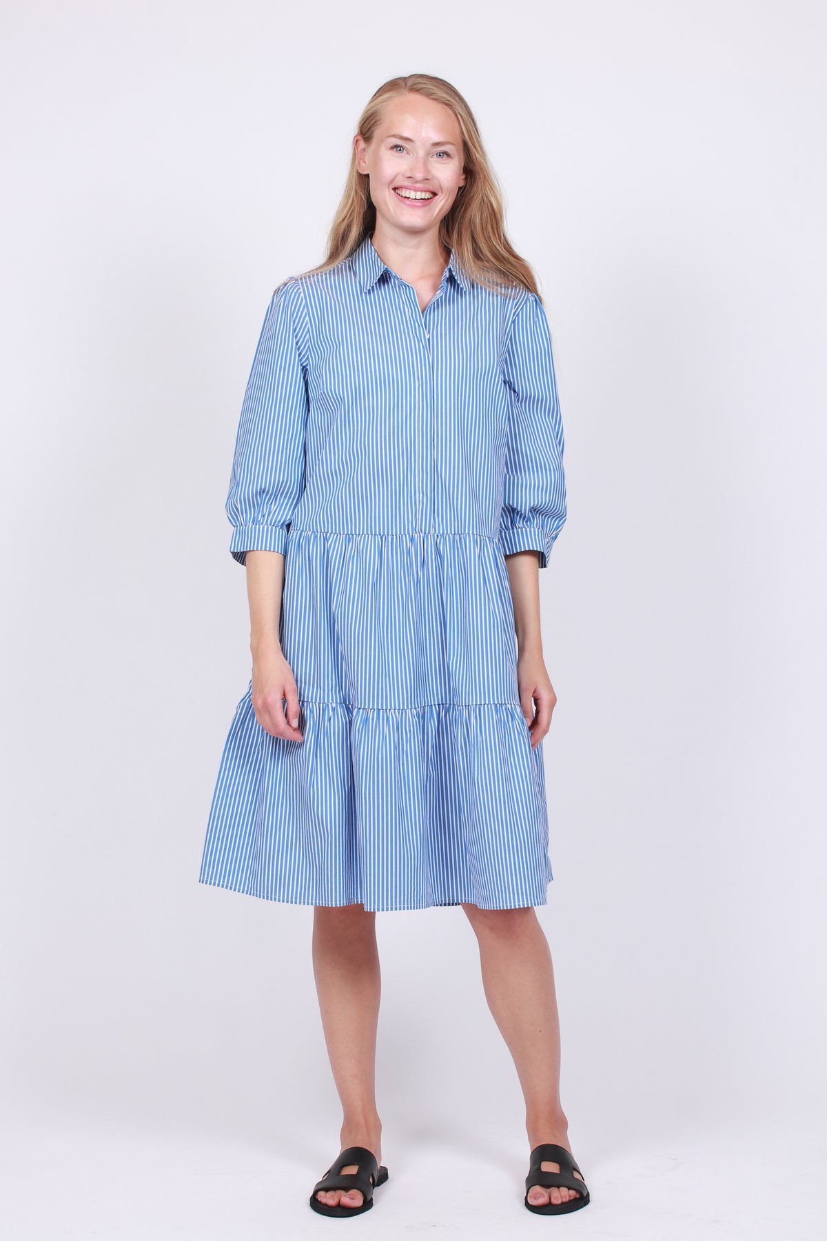 Ching Ava 3/4 Dress - Mid Blue Stripe - Moss Copenhagen - Kjoler - VILLOID.no