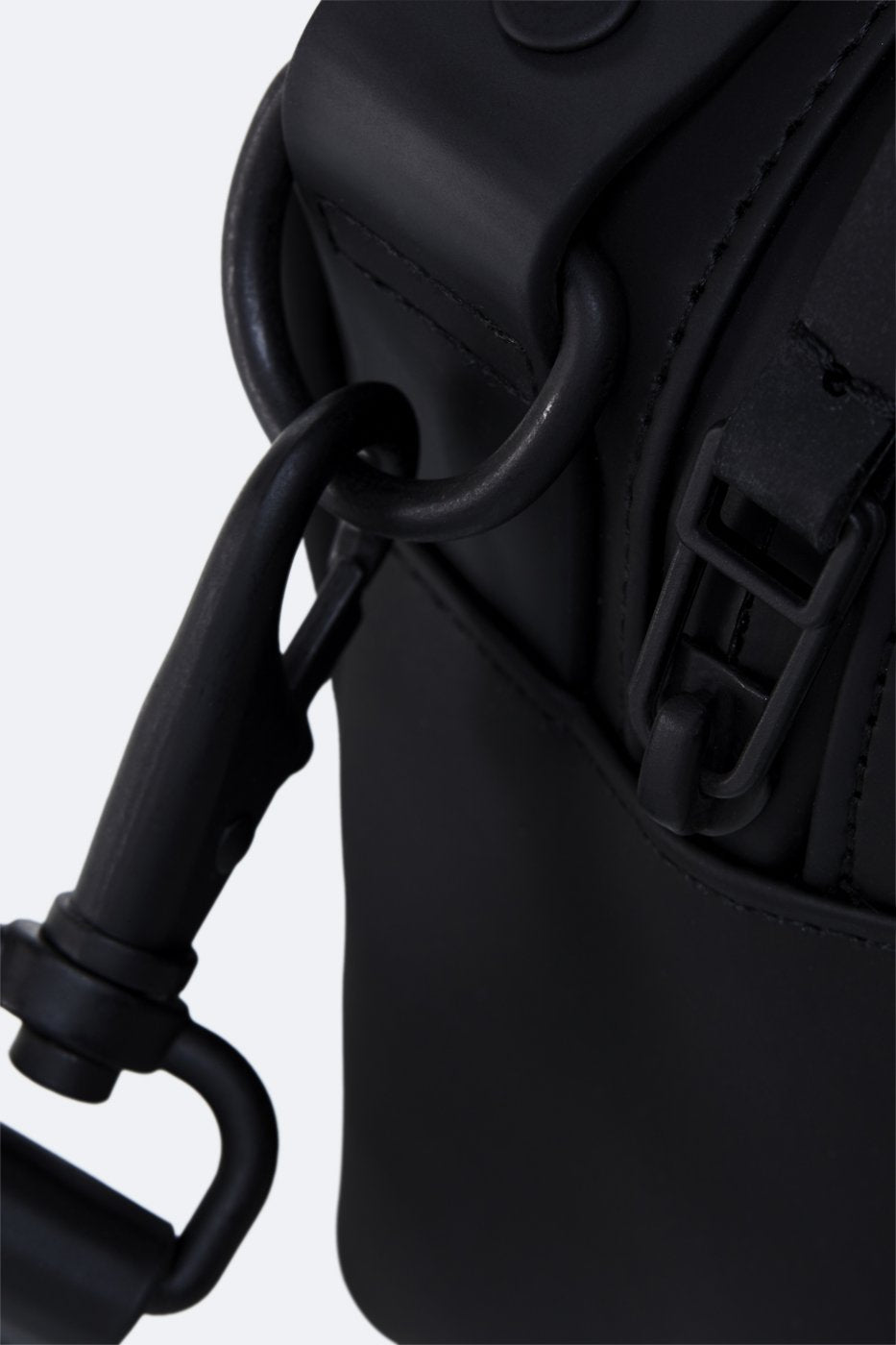 Box Bag - Black - Rains - Tilbehør - VILLOID.no