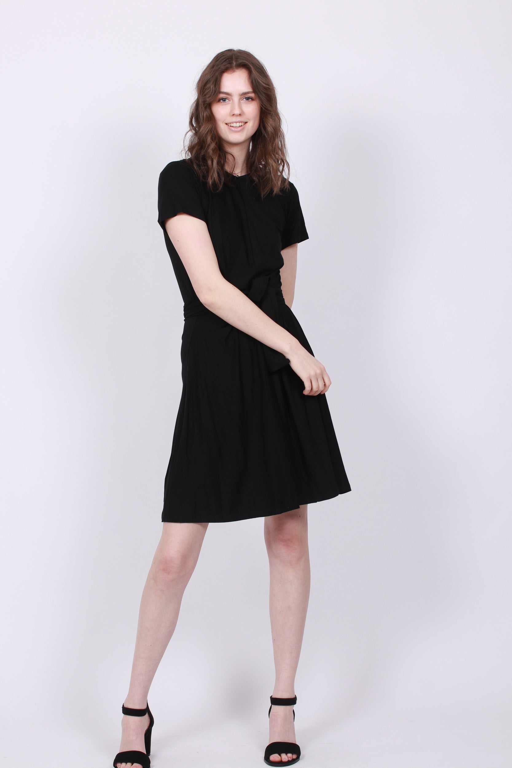 Drape Detail Longline Knit Dress - Black - Creative Collective - Kjoler - VILLOID.no