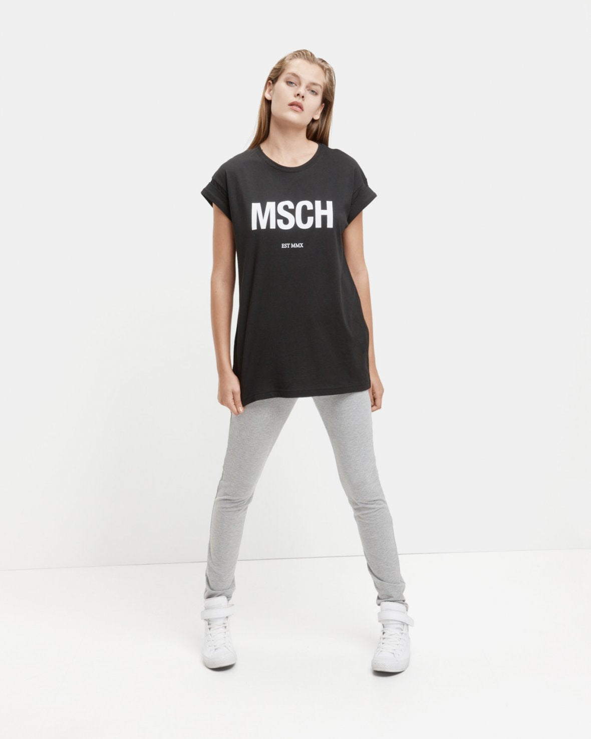 Alva Msch Est Tee - Black/White - Moss Copenhagen - T-skjorter & Topper - VILLOID.no