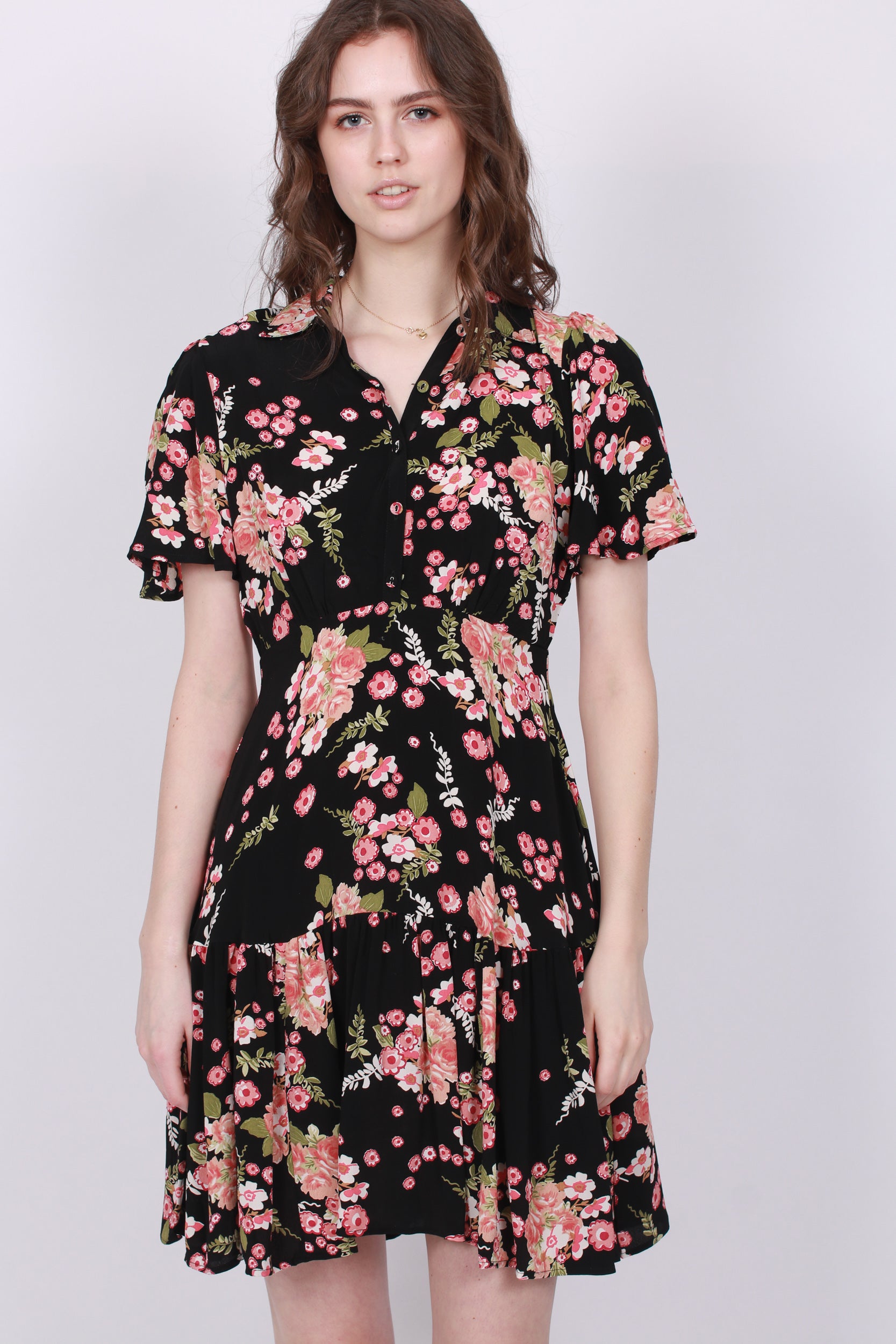 Summer Mini Shirt Dress - Flora Black - ByTimo - Kjoler - VILLOID.no