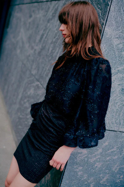 Julie - Black