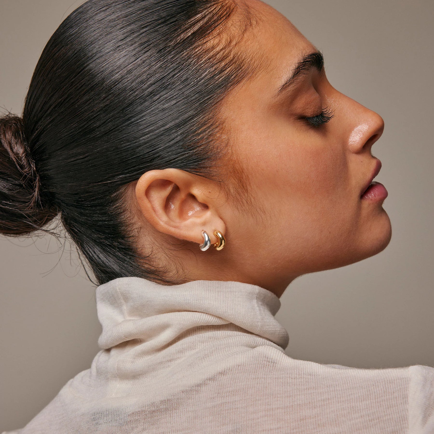 Gianna Small Hoops - Silver