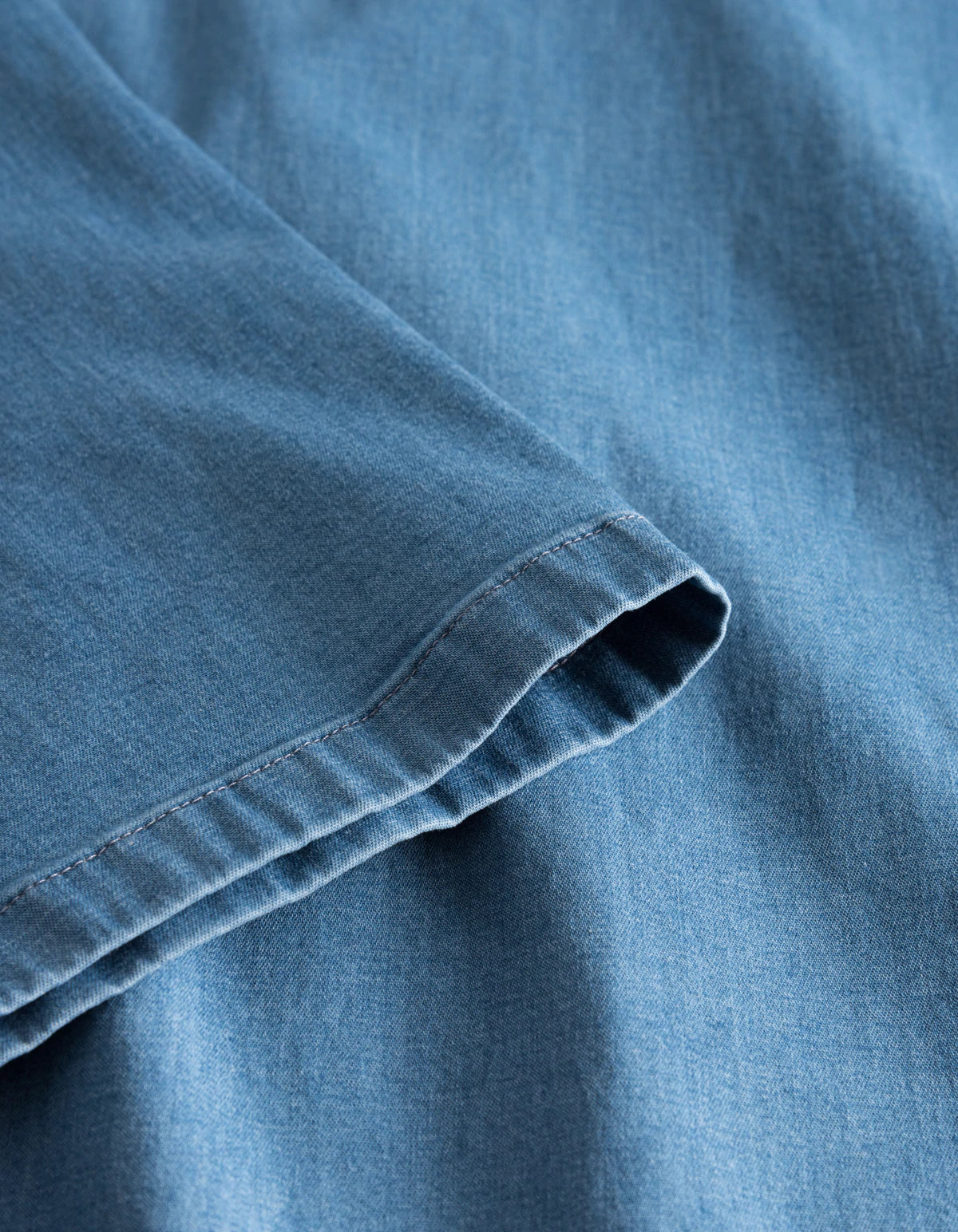 Langdon Chambray SS Shirt - Light Blue Wash