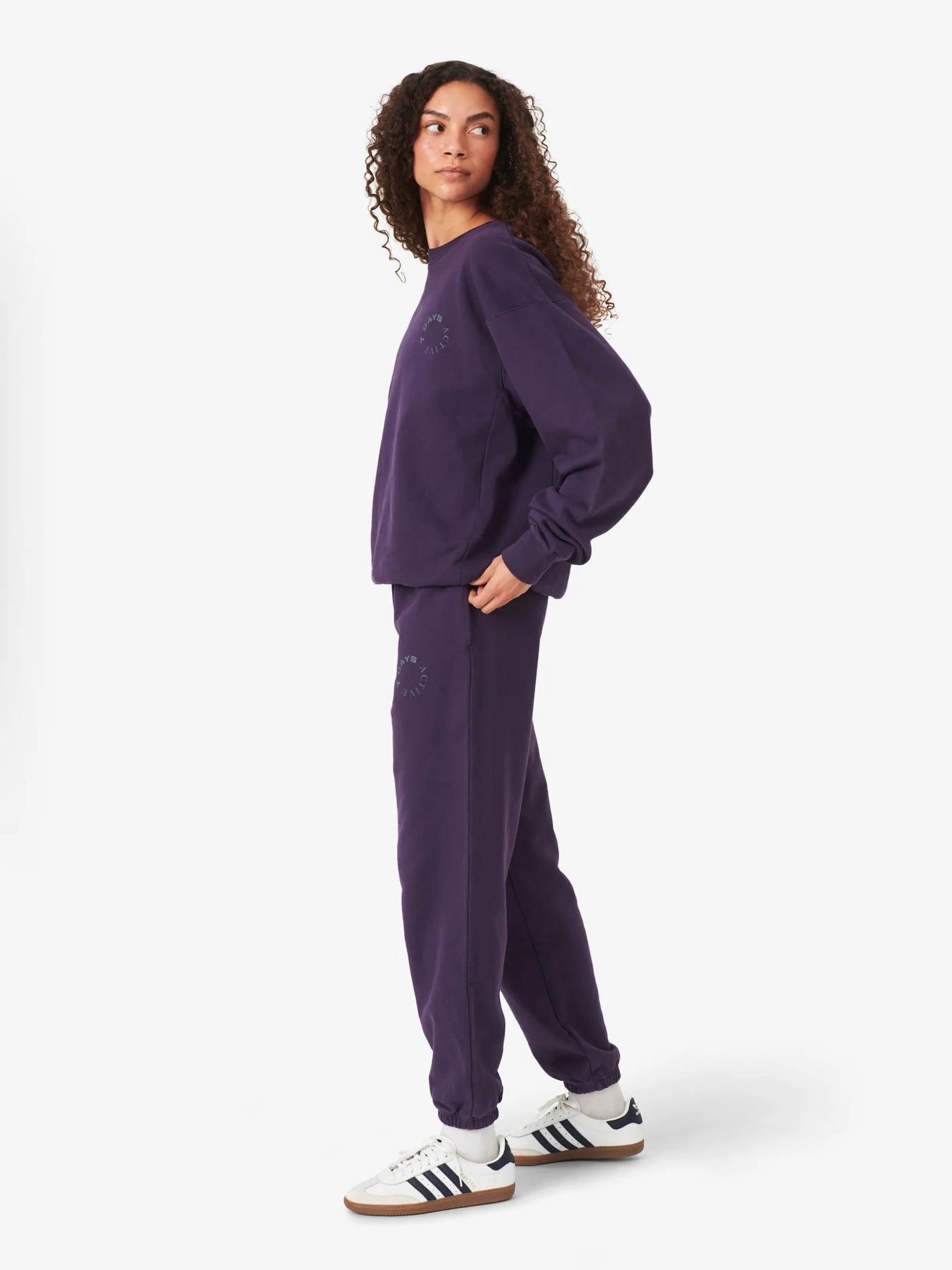 Monday Crew 2.0 - Purple Velvet
