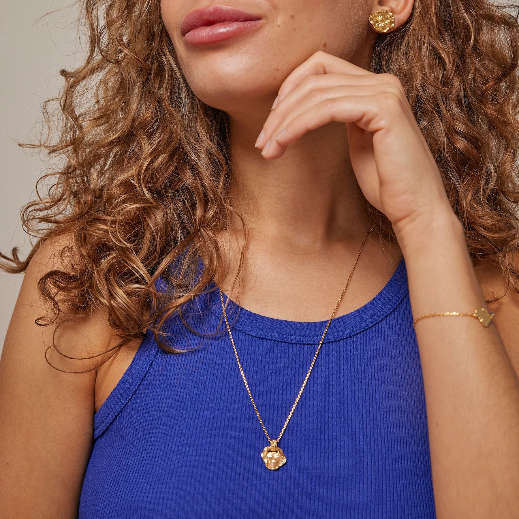 Windy Necklace - Gold
