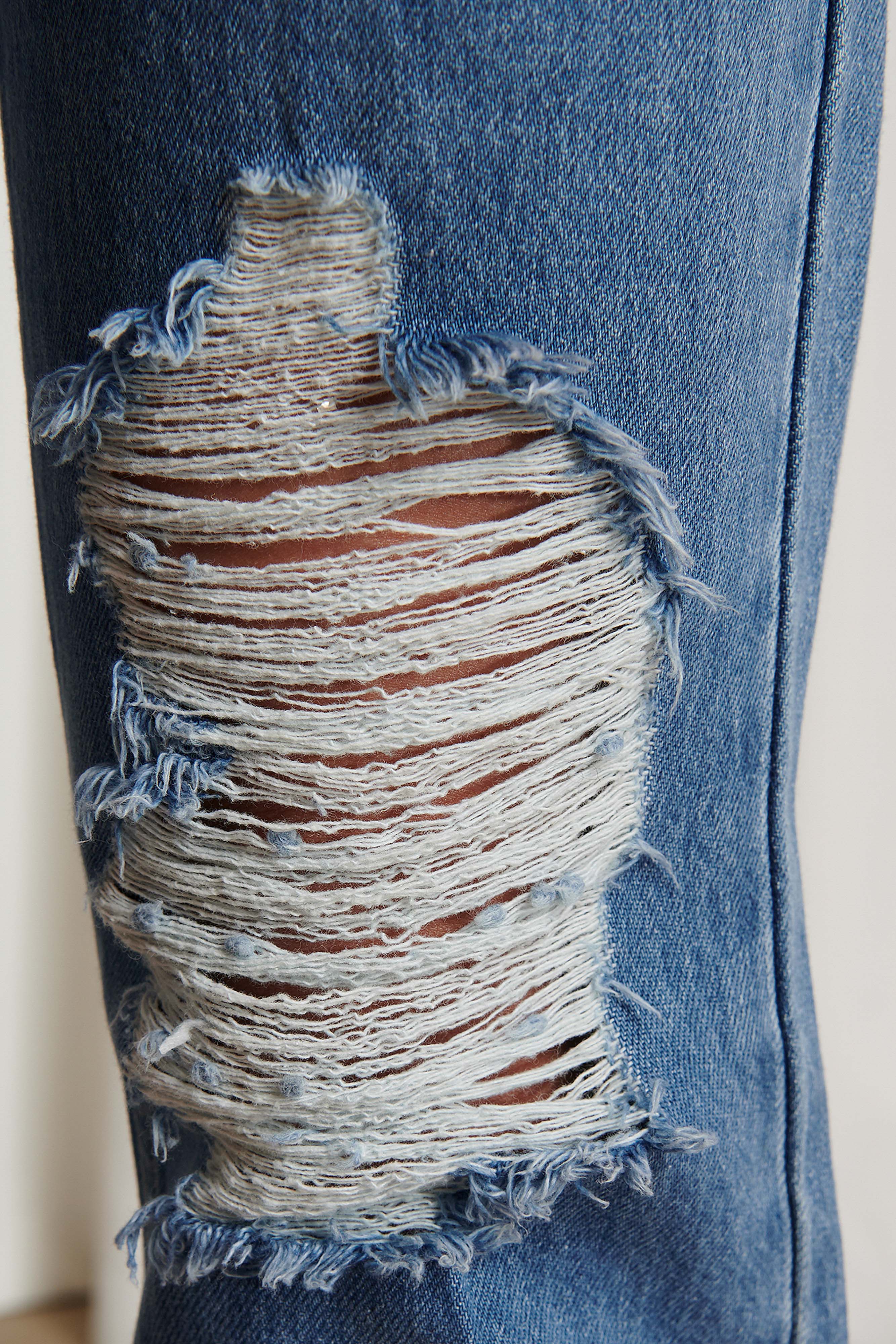 Ripped Straight Leg Denim - Light Blue - Emma Ellingsen - Bukser & Shorts - VILLOID.no